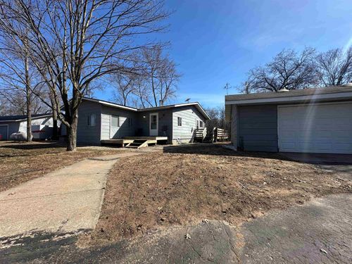 N11992 12th Ave, Necedah, WI, 54646-7525 | Card Image