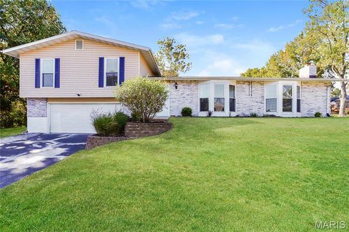 1 Magnolia Dr, Imperial, MO, 63052-1547 | Card Image