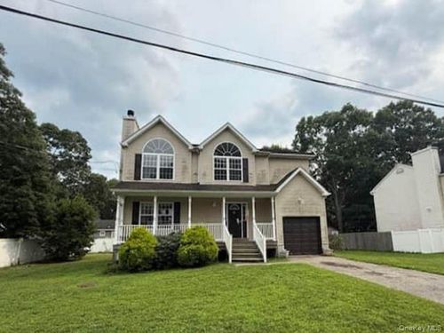 90 Main Street, Brookhaven, NY, 11950 | Card Image