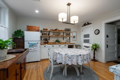 3-359 Central St, Franklin, NH, 03235-4702 | Card Image