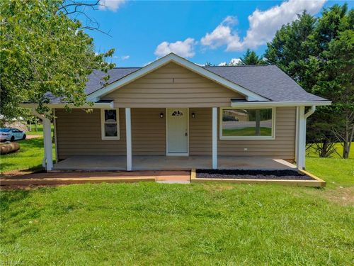 556 Traphill Rd, Hays, NC, 28635-8144 | Card Image