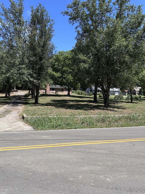 3881 Knight Dr, Whites Creek, TN, 37189-9231 | Card Image