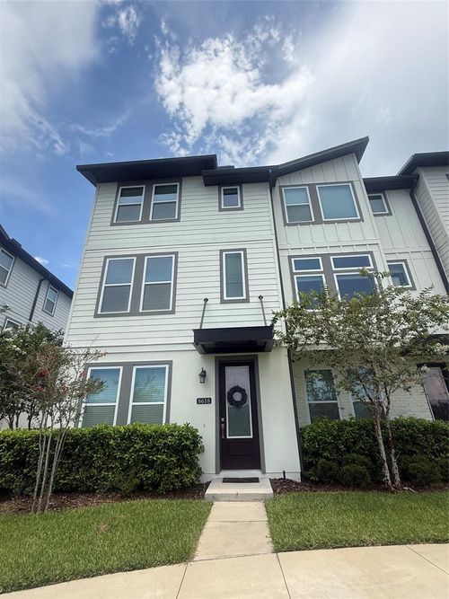 8618 Warburg Aly, ORLANDO, FL, 32827-0002 | Card Image