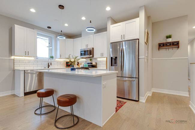 1S - 2500 N 74 Th Ave, Condo with 3 bedrooms, 3 bathrooms and 2 parking in Elmwood Park IL | Image 8