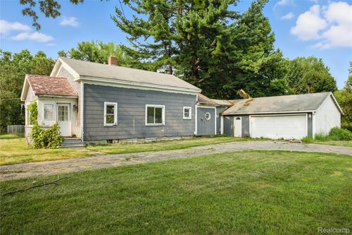 8186 N Clio Rd. Road, Mt. Morris, MI, 48458 | Card Image