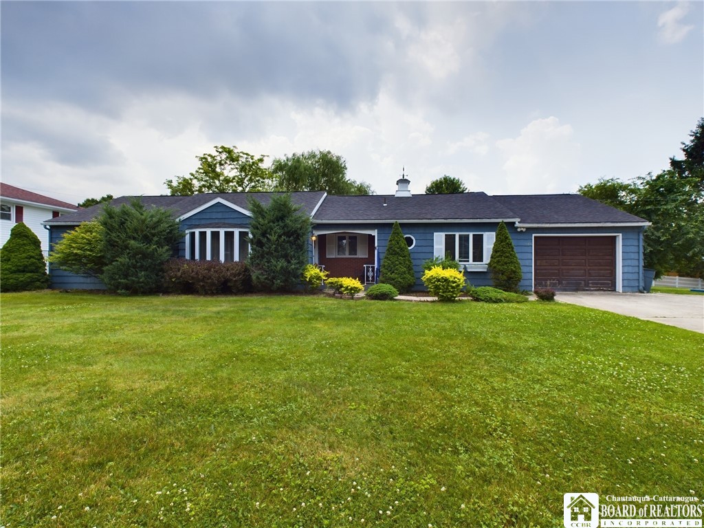 Kingston Dr, Olean, NY 14760