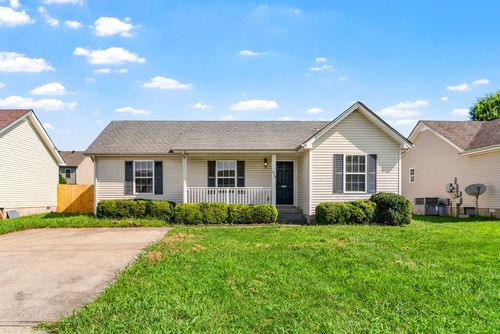 519 Oakmont Dr, Clarksville, TN, 37042-4706 | Card Image
