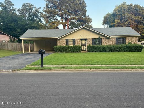 5605 Choctaw Dr, Horn Lake, MS, 38637-8210 | Card Image