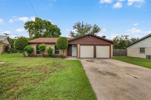 6632 Richardson Dr, Watauga, TX, 76148-2335 | Card Image