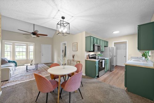 1055 Meshaw Trl, Clarksville, TN, 37040-2529 | Card Image