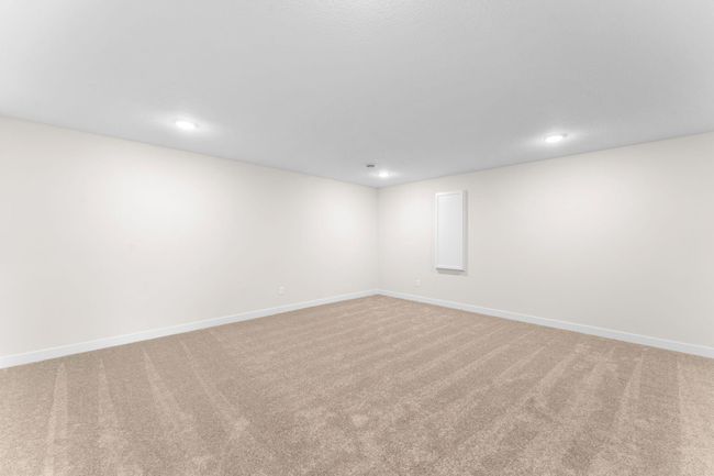 Lower level flex room | Image 40