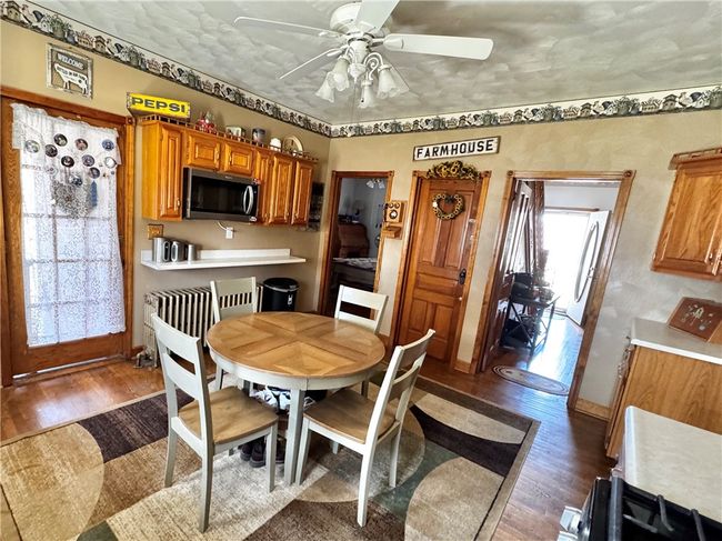211 Stephens St, House other with 4 bedrooms, 4 bathrooms and 3 parking in Vanderbilt PA | Image 9