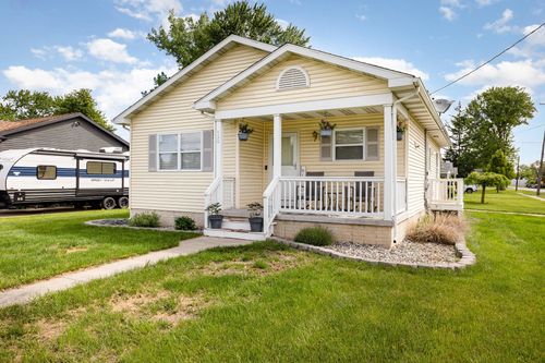 428 Mapleridge Rd, Carrollton, MI, 48724-5033 | Card Image