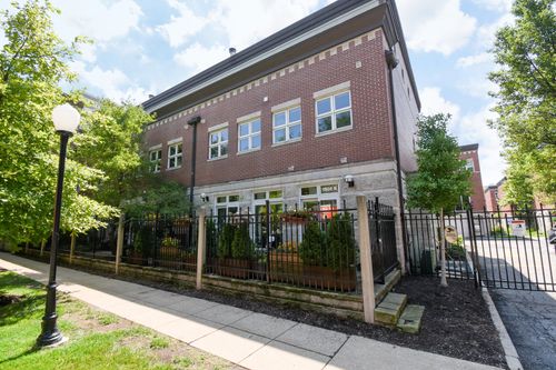 unit-b-1502 S Prairie Ave, Chicago, IL, 60605-3350 | Card Image