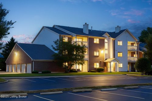 101-3801 Yardley Ct, Louisville, KY, 40299-7360 | Card Image