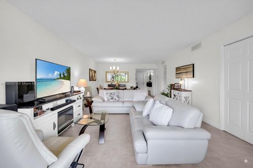 apt-106-3301 S Palm Aire Dr, Pompano Beach, FL, 33069-4251 | Card Image