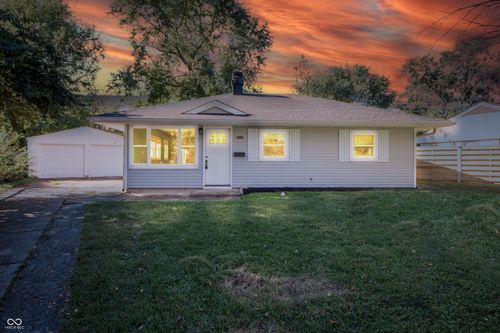 8243 E 48th St, Indianapolis, IN, 46226-2012 | Card Image