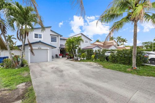 20134 W Lake Dr, Hialeah, FL, 33015-2068 | Card Image