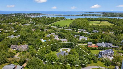 10 Peases Point Rd, Edgartown, MA, 02539-7806 | Card Image