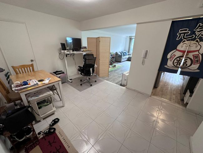 APT-2A - 209 18 Th Ave, Home with 2 bedrooms, 1 bathrooms and 1 parking in Bayside NY | Image 9