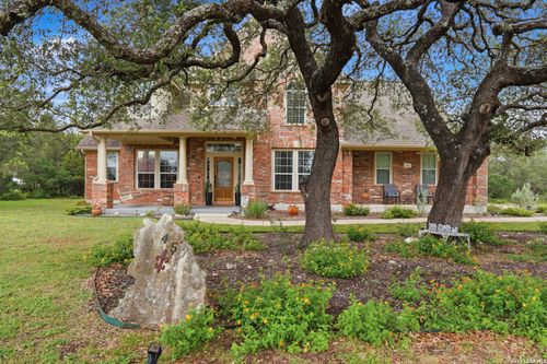 457 Mystic Pkwy, Spring Branch, TX, 78070-5272 | Card Image