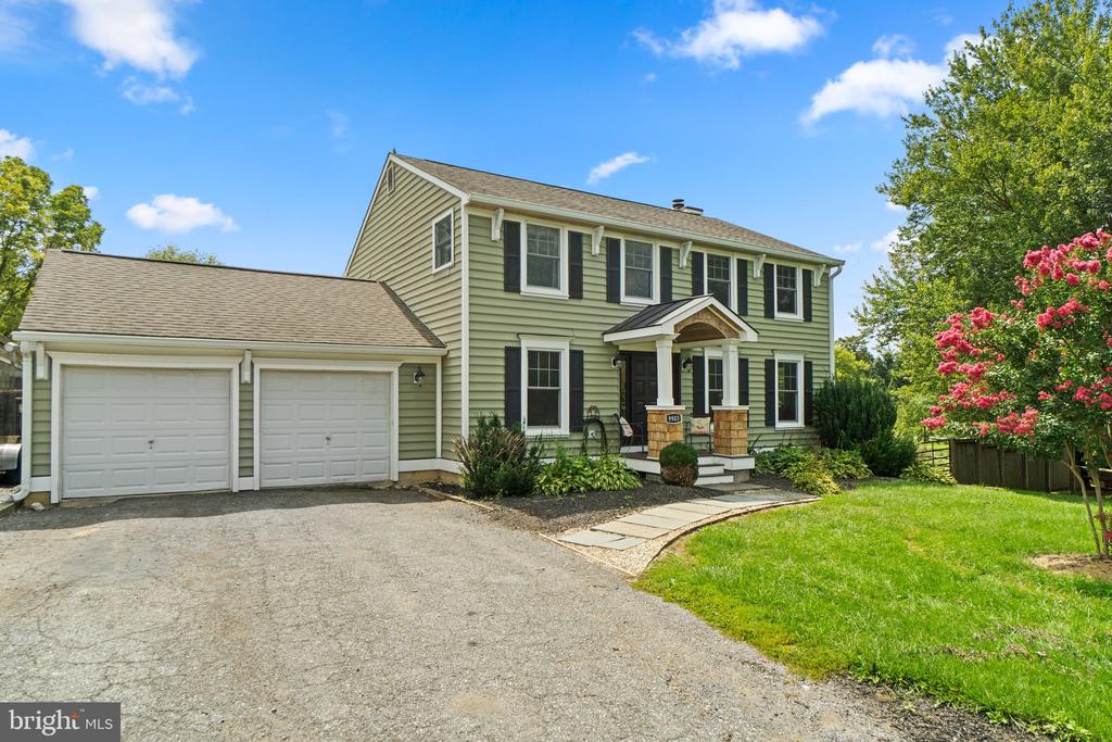 Greenbrier Ln, Walkersville, MD 21793