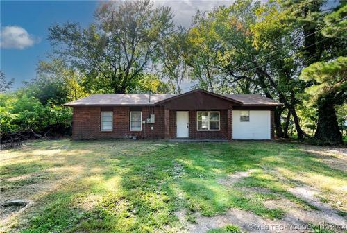 1438 S Maple Avenue, Westville, OK, 74965 | Card Image