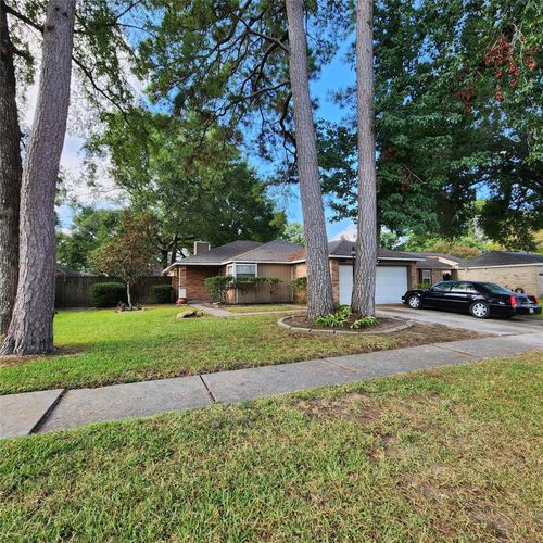 6938 Foxbrook Dr, Humble, TX, 77338-1331 | Card Image