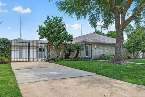 3043 Bonney Briar Drive, Missouri City, TX, 77459 | Card Image