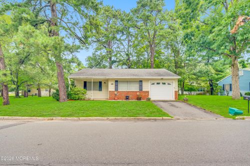16 Rhode Island Dr, Whiting, NJ, 08759-1431 | Card Image