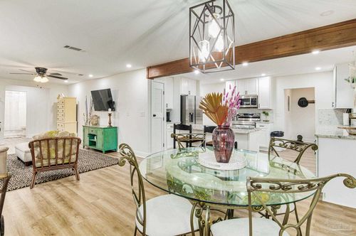 814 W Gonzalez St, Pensacola, FL, 32501-2542 | Card Image