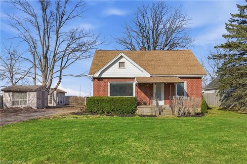 74 Freelton Rd, Freelton, ON, L8B0Z3 | Card Image