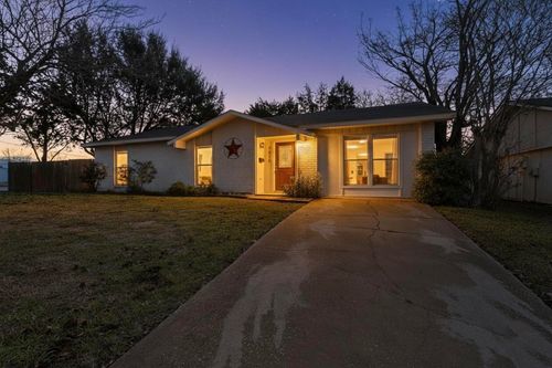 5516 Laredo Ln, Garland, TX, 75043-3603 | Card Image