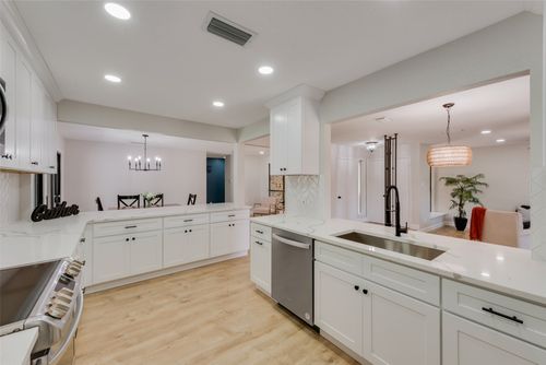 3 Collins Ct, Richardson, TX, 75081-2537 | Card Image