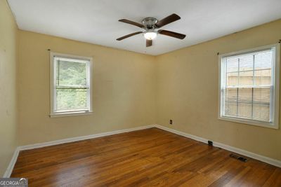 1844 Rogers Avenue Sw, House other with 5 bedrooms, 4 bathrooms and null parking in Atlanta GA | Image 3