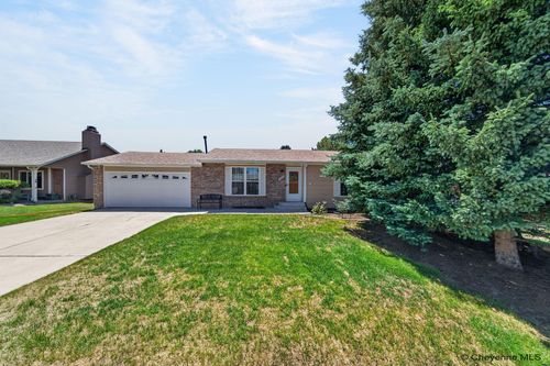 5309 Liberty St, Cheyenne, WY, 82001 | Card Image