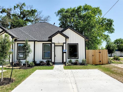 unit-2-4214 Weaver Rd, Houston, TX, 77016-5667 | Card Image