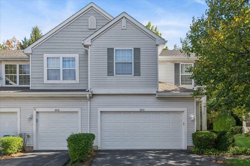 0-2052 Orchard Ln, Carpentersville, IL, 60110-3332 | Card Image