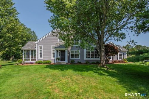 1-1 Priorwood Gdns, Cromwell, CT, 06416-2710 | Card Image