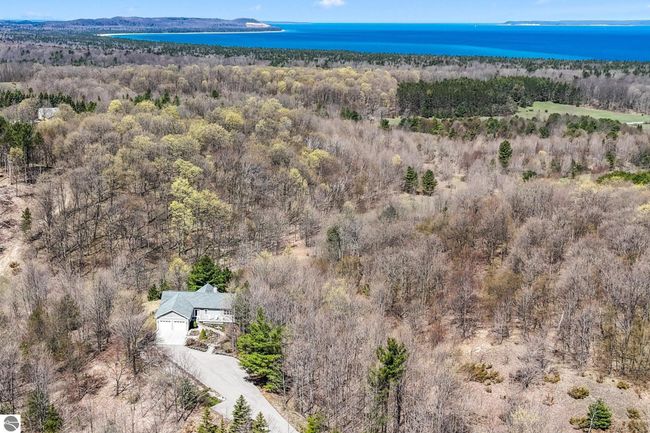 2455 E Meander Ln, House other with 3 bedrooms, 2 bathrooms and null parking in Cedar MI | Image 77