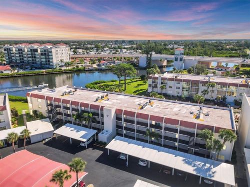 apt-328-240 Santa Maria St, VENICE, FL, 34285-1818 | Card Image