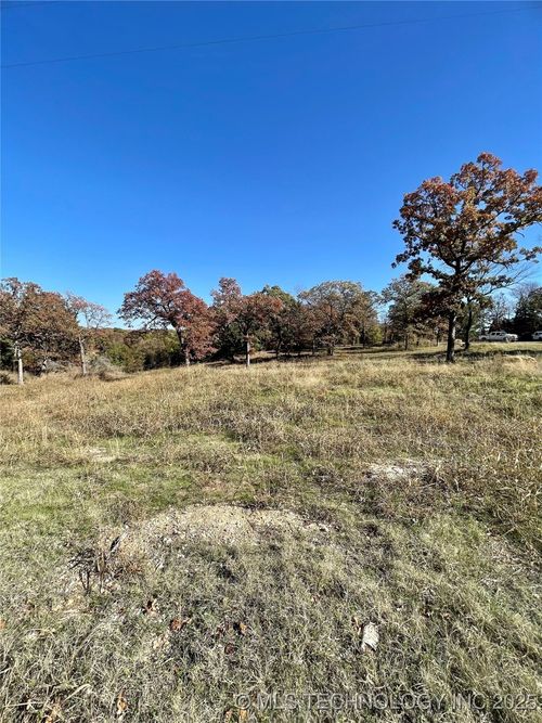 33 Pine Rd, Sulphur, OK, 73086 | Card Image