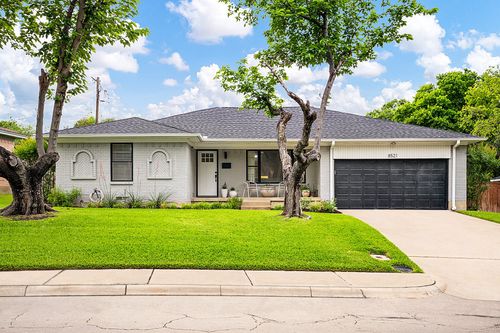 8521 Sweetwater Dr, Dallas, TX, 75228-5363 | Card Image
