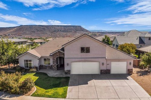 691 Rainier Dr, St. George, UT, 84770-6971 | Card Image