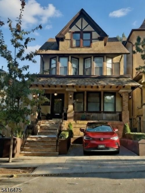376 Fairmount Ave, Jersey City, NJ, 07306-5909 | Card Image