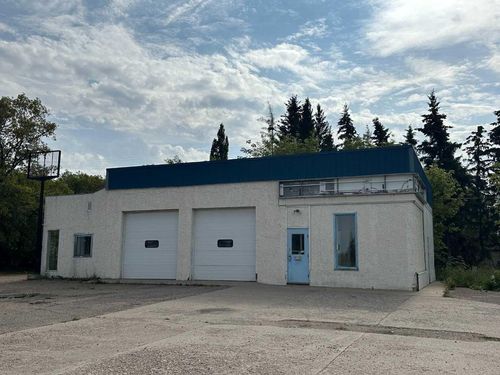 5413 College Dr, Vermilion, AB, T9X1K3 | Card Image