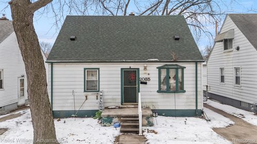2085 Thomas St, Lincoln Park, MI, 48146-2526 | Card Image