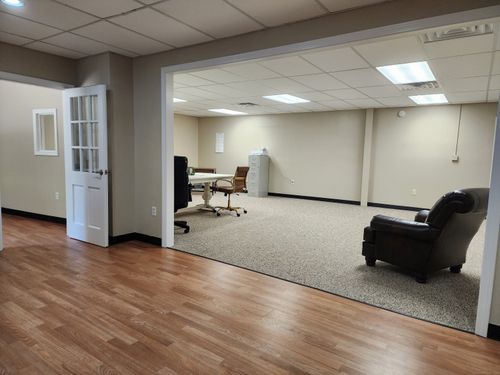 35f-35F Wooster Ct, Bristol, CT, 06010-6785 | Card Image