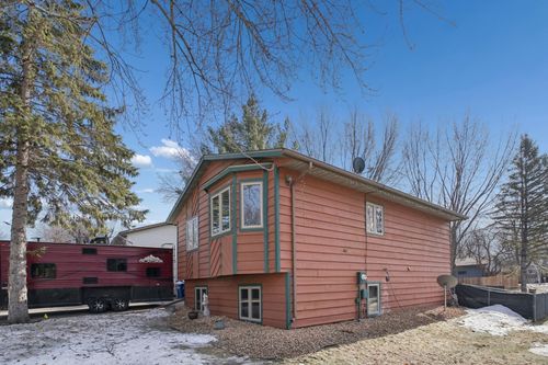 720 12th St N, Sauk Rapids, MN, 56379-2318 | Card Image