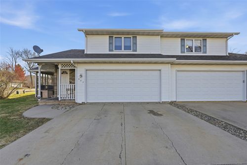 863 Boston Way, Coralville, IA, 52241-1237 | Card Image